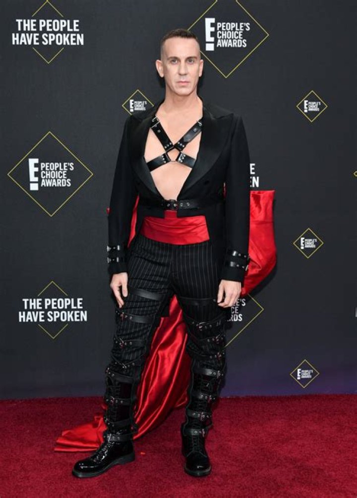 2019 E! People's Choice Awards - Arrivals