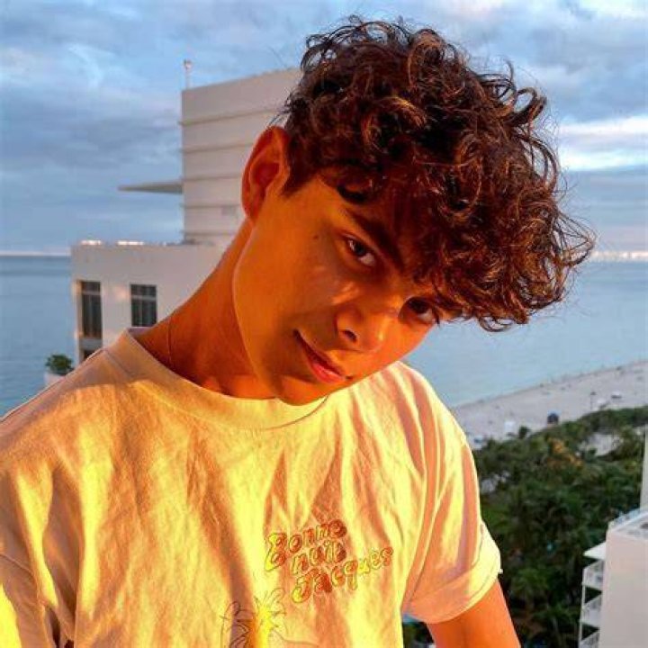 benoftheweek Bio (Wiki) 
